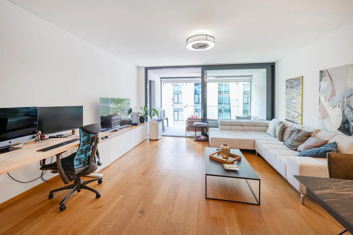 Wohnung 2.5 Zimmer - Foto 1 von 12