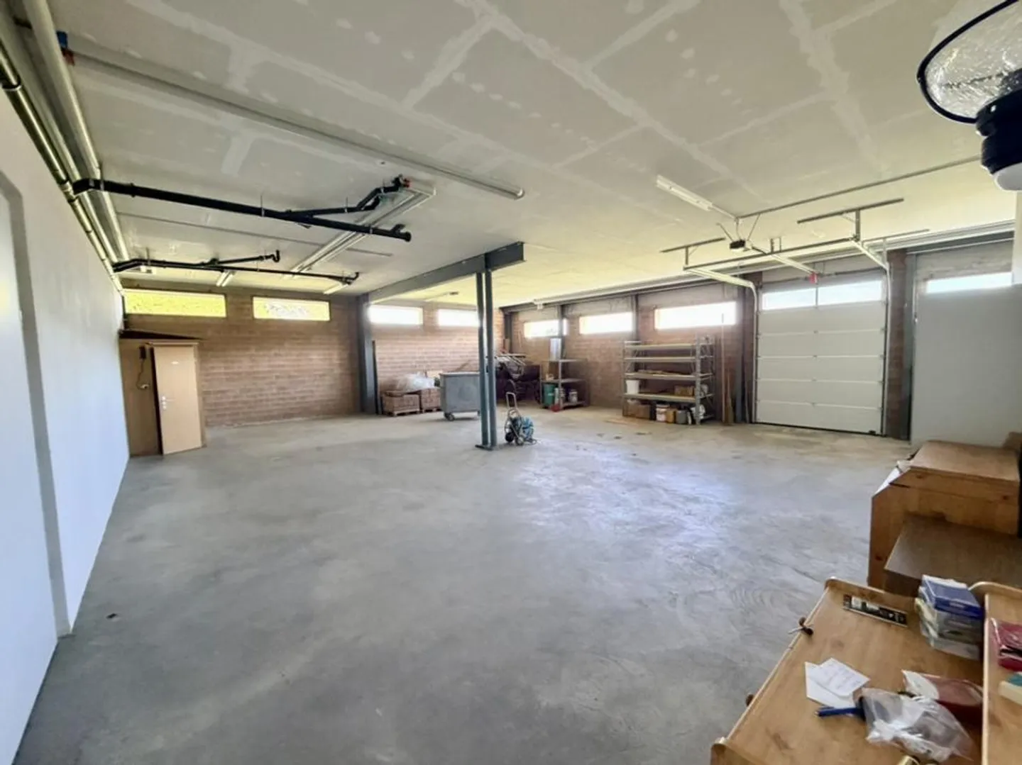 Free Suite Villa of 165 m2 + large storage area of 154 m2 - Photo 10 of 13