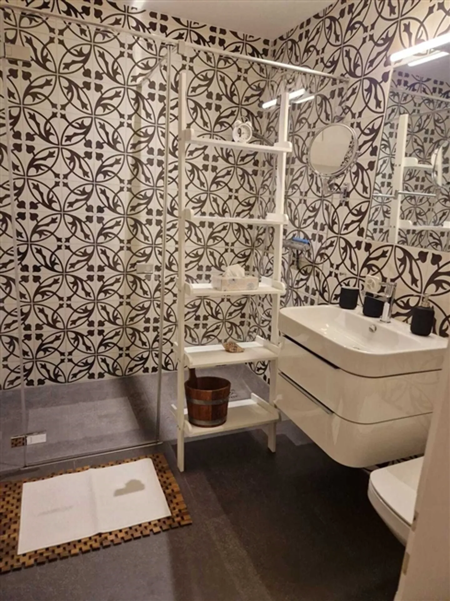 «4½ ZI-WOHNUNG IN ZÜRICH, MÖBLIERT» - Photo 9 of 9