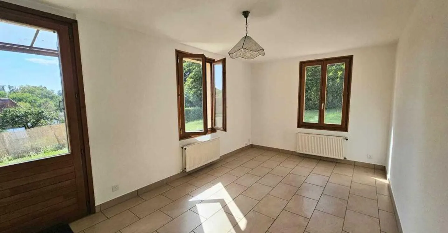 Charmante maison bifamiliale de 4.5 pièces à Nyon - Foto 3 di 12