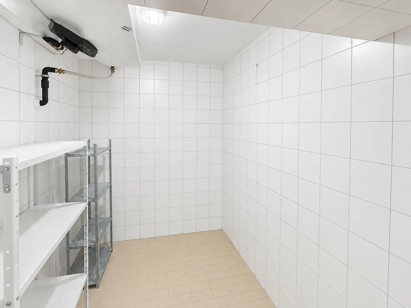 Commercial Space for Restaurant - Photo 11 of 19
