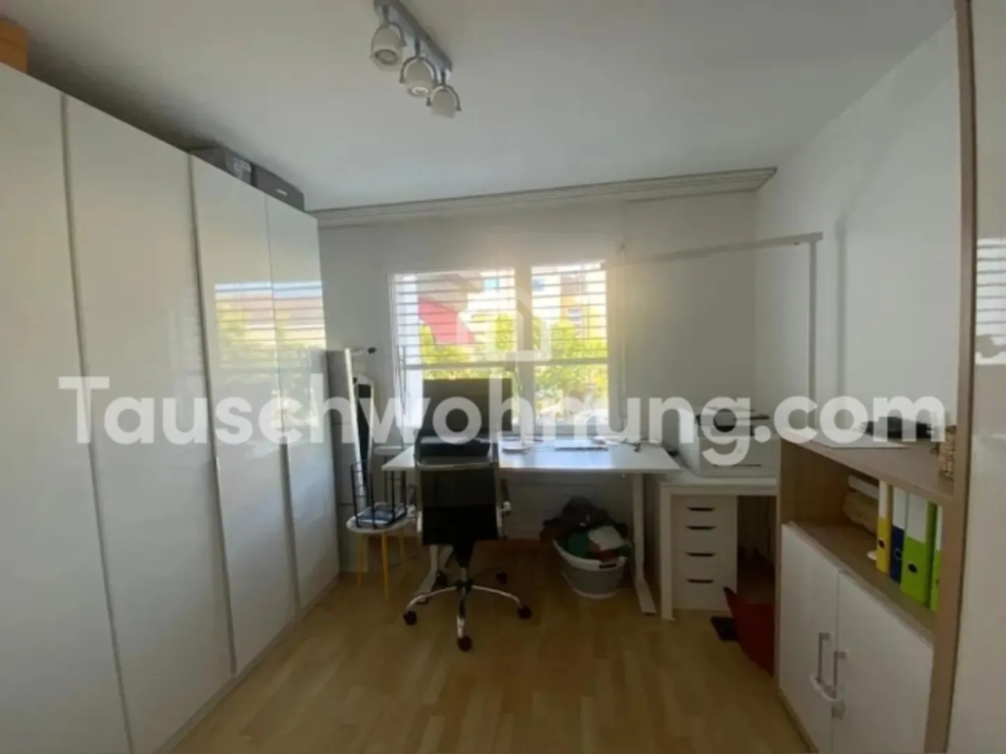ÉCHANGE D'APPARTEMENT Ville ZH : 3.5 contre 3.5 ou plus - Photo 2 sur 11