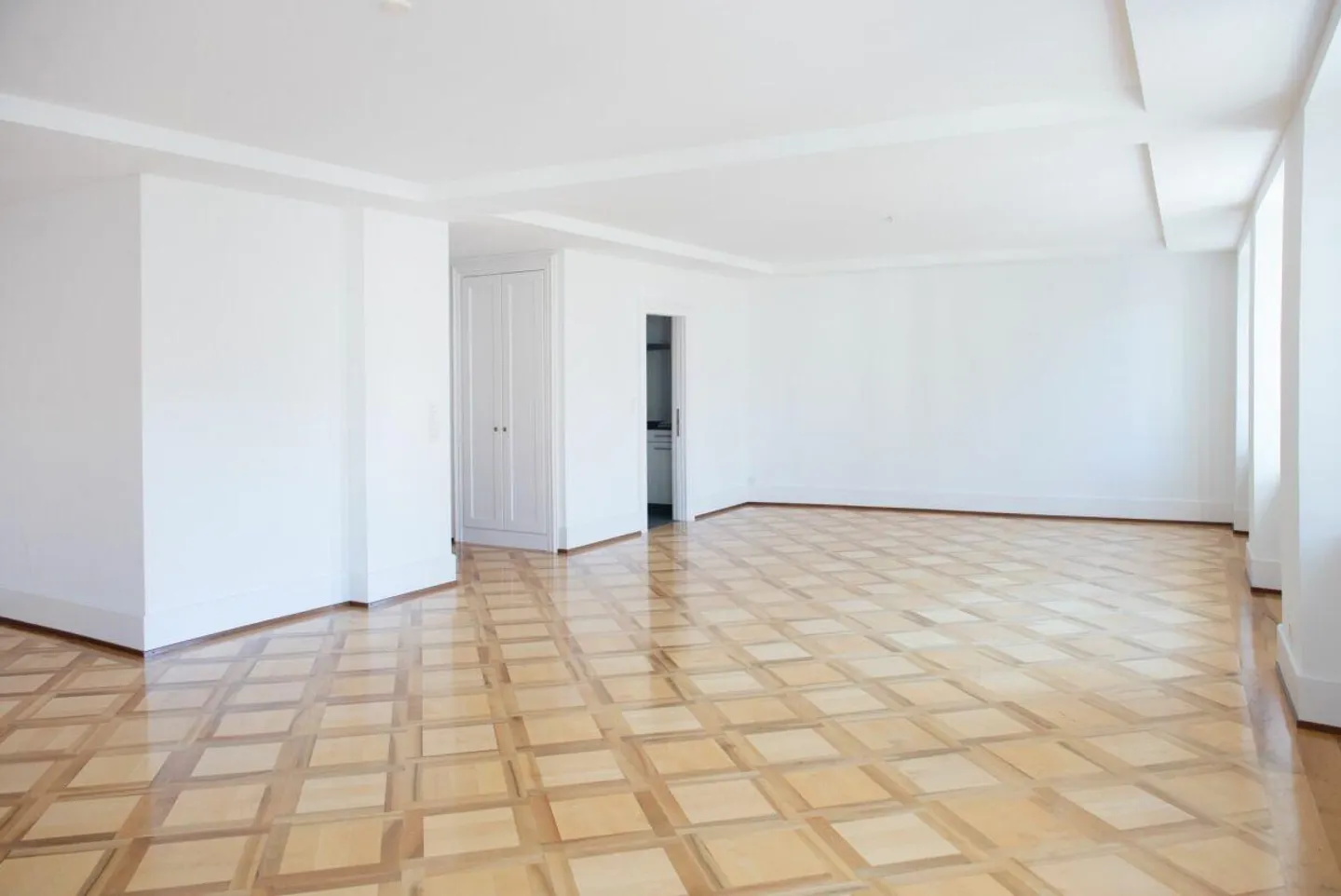 Vivre avec Histoire : Appartement de 4,5 pièces dans la vieille ville de Schaffhouse - Photo 3 sur 11