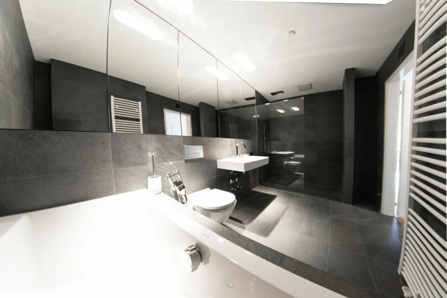 Vivre avec Histoire : Appartement de 4,5 pièces dans la vieille ville de Schaffhouse - Photo 8 sur 11