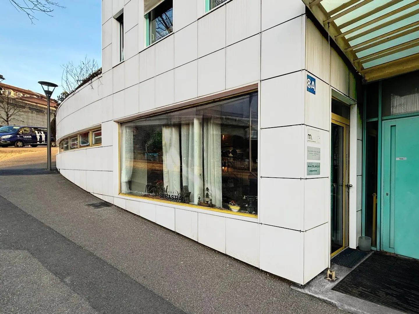 Local - Photo 1 sur 4