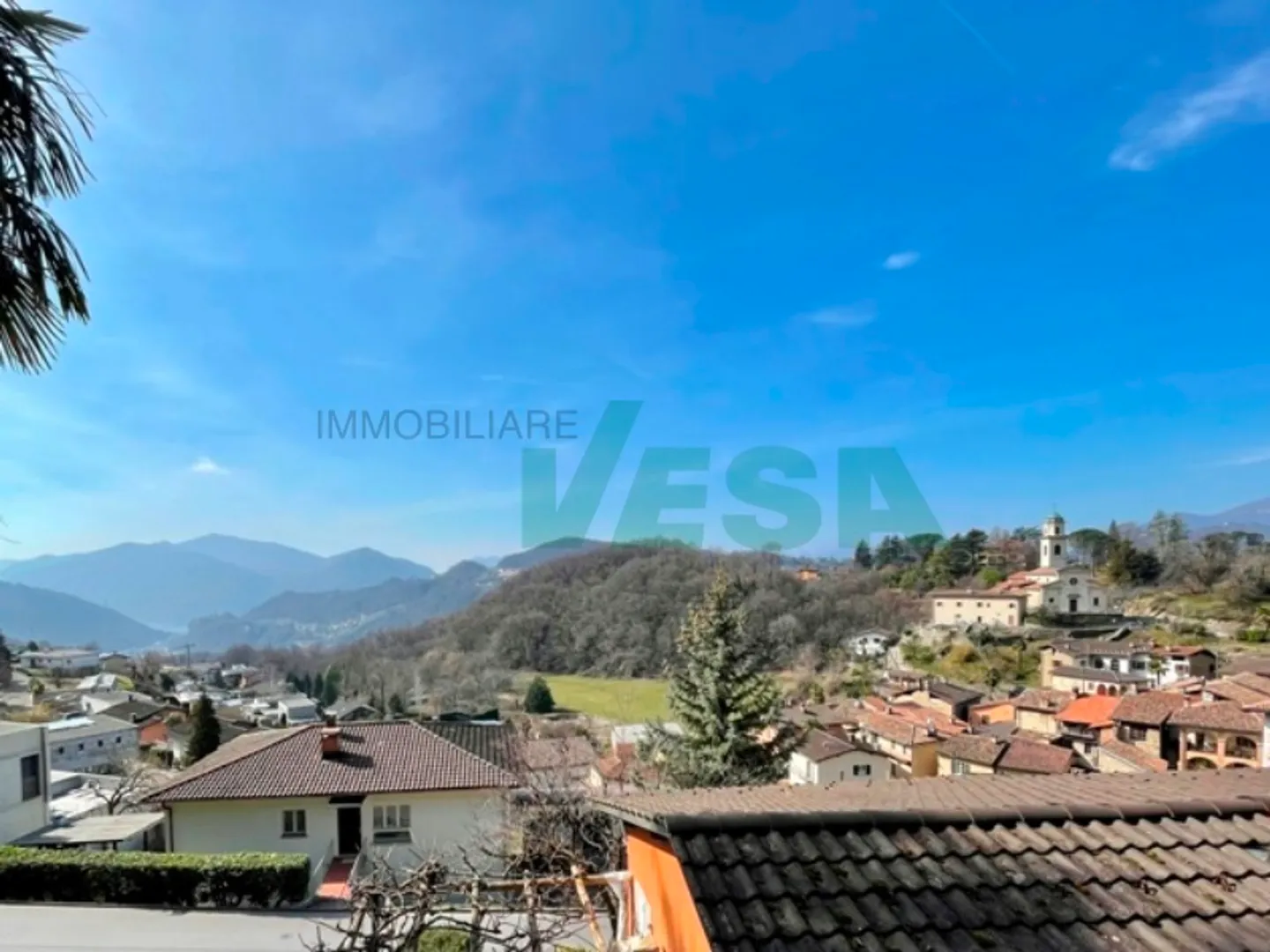 Gemütliches Einfamilienhaus/Ferienhaus mit schönem Panoramablick - Foto 2 von 11