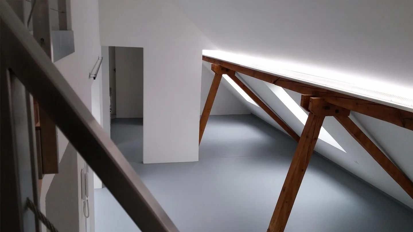 Appartamento Loft Moderno in Città - Foto 1 di 13