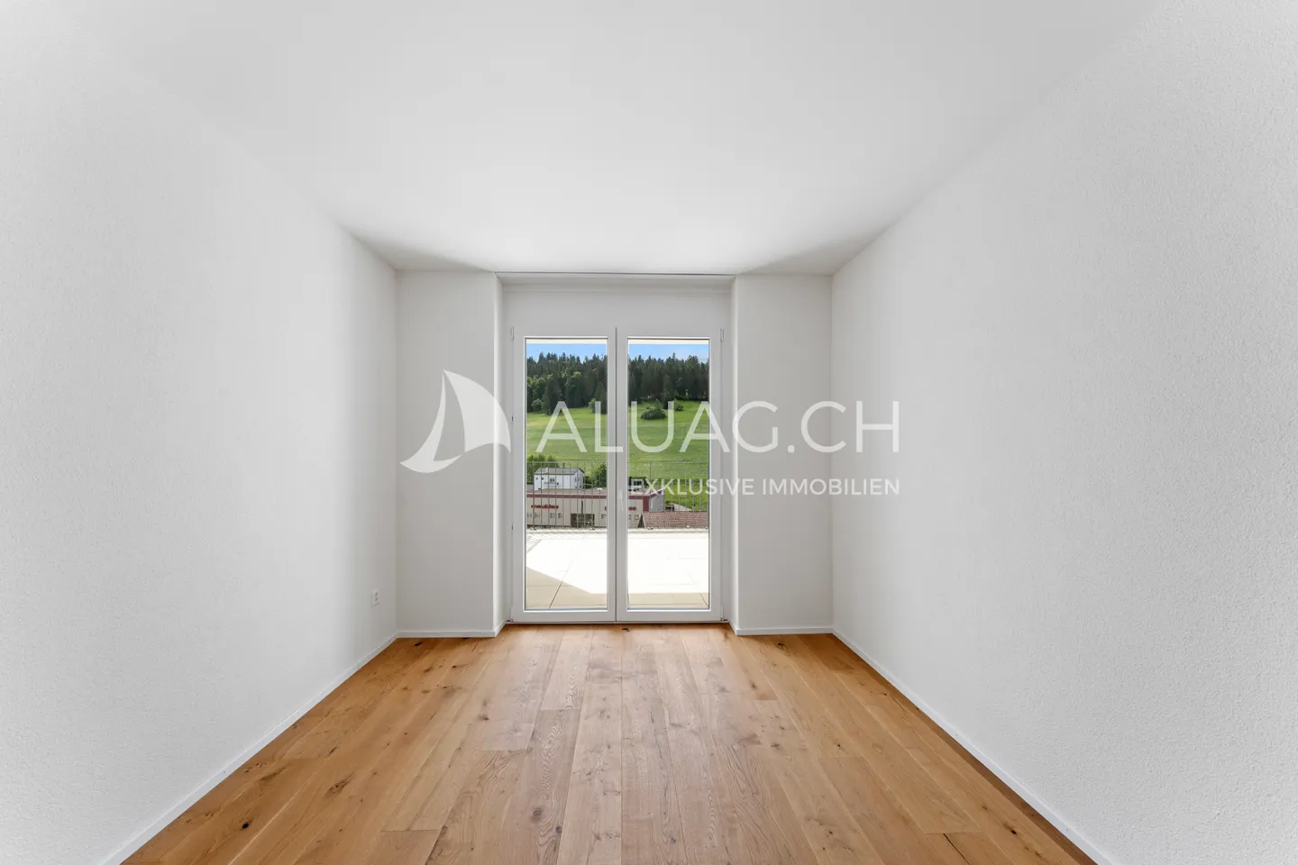 JURA LIVING - CHARMING 3.5 ROOM APARTMENT - Photo 9 of 11