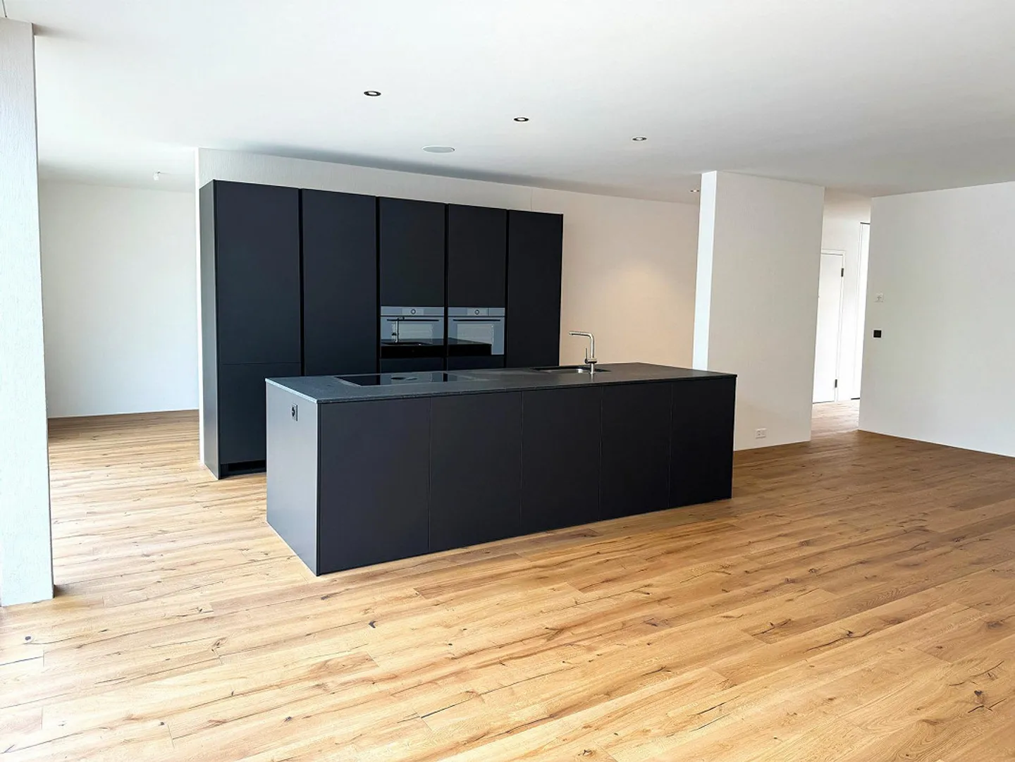 Neur 4.5 Room Apartment with Dream View - Photo 12 of 17