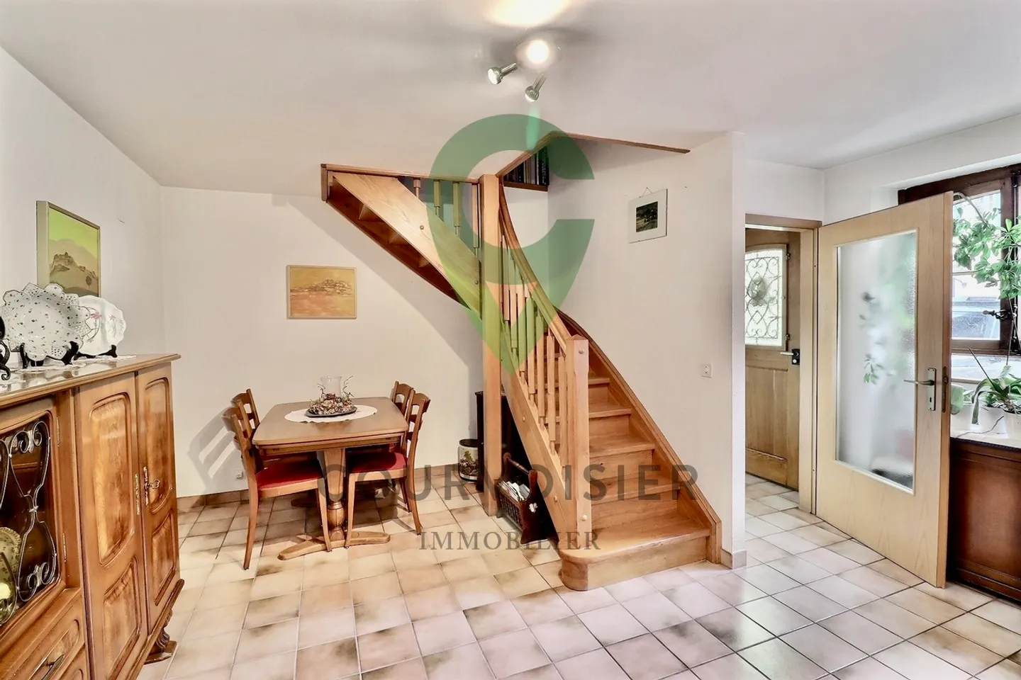 Spacious village house with character and great potential - Photo 2 of 21