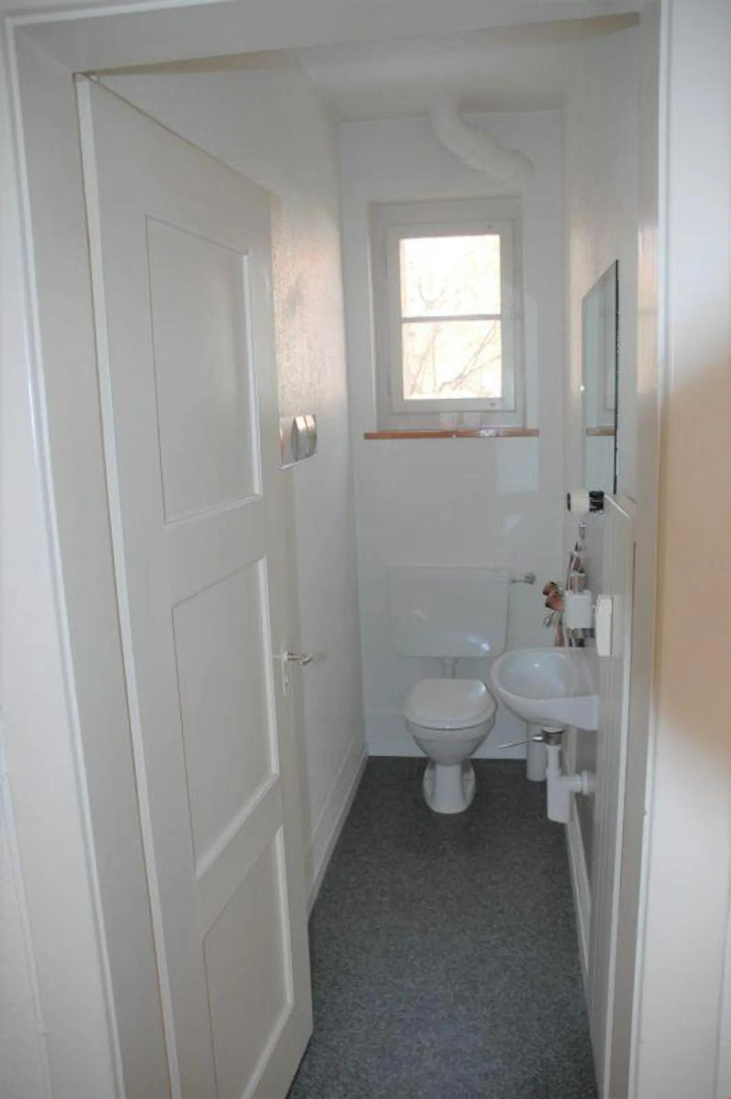 4 1/2-Zimmerwohnung im 2. OG - Foto 8 von 15