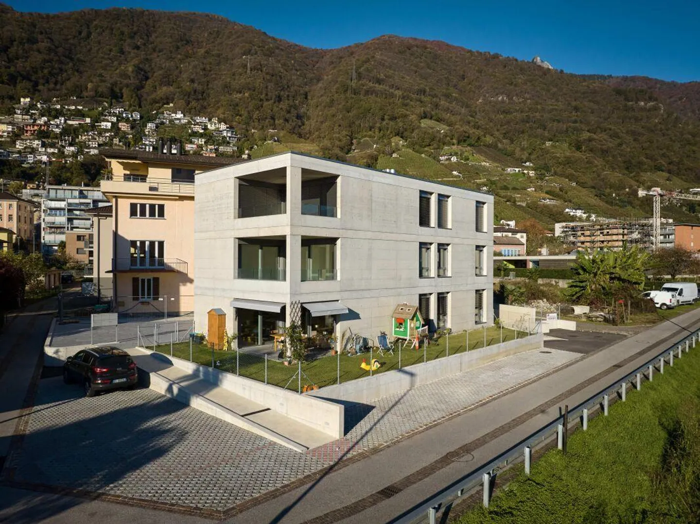 Modernes Apartment in Gordola - Foto 2 von 8