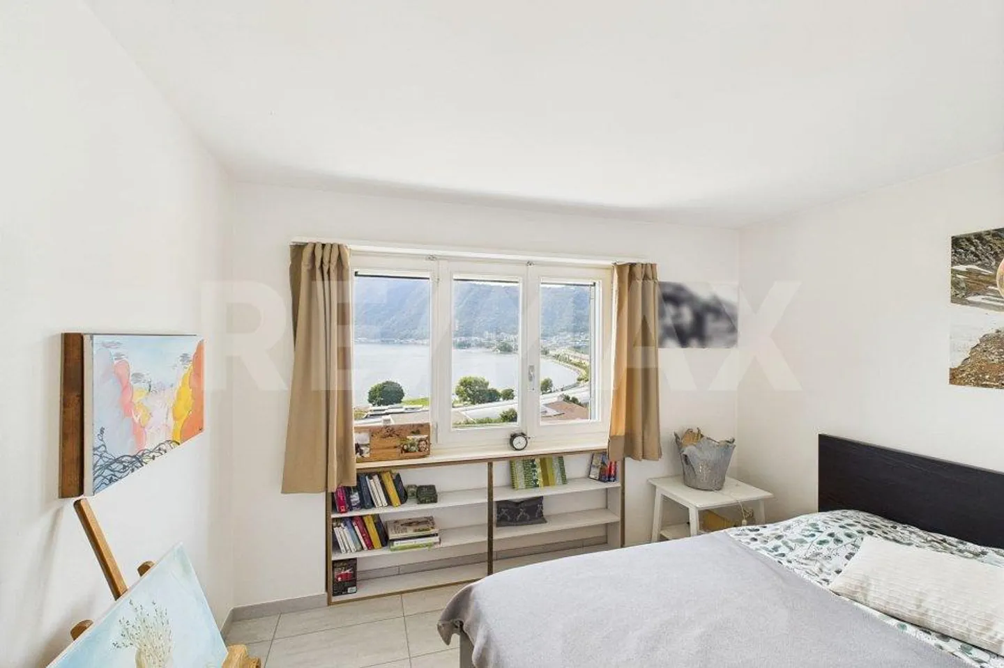 Appartamento con giardino e vista lago - Foto 7 di 9