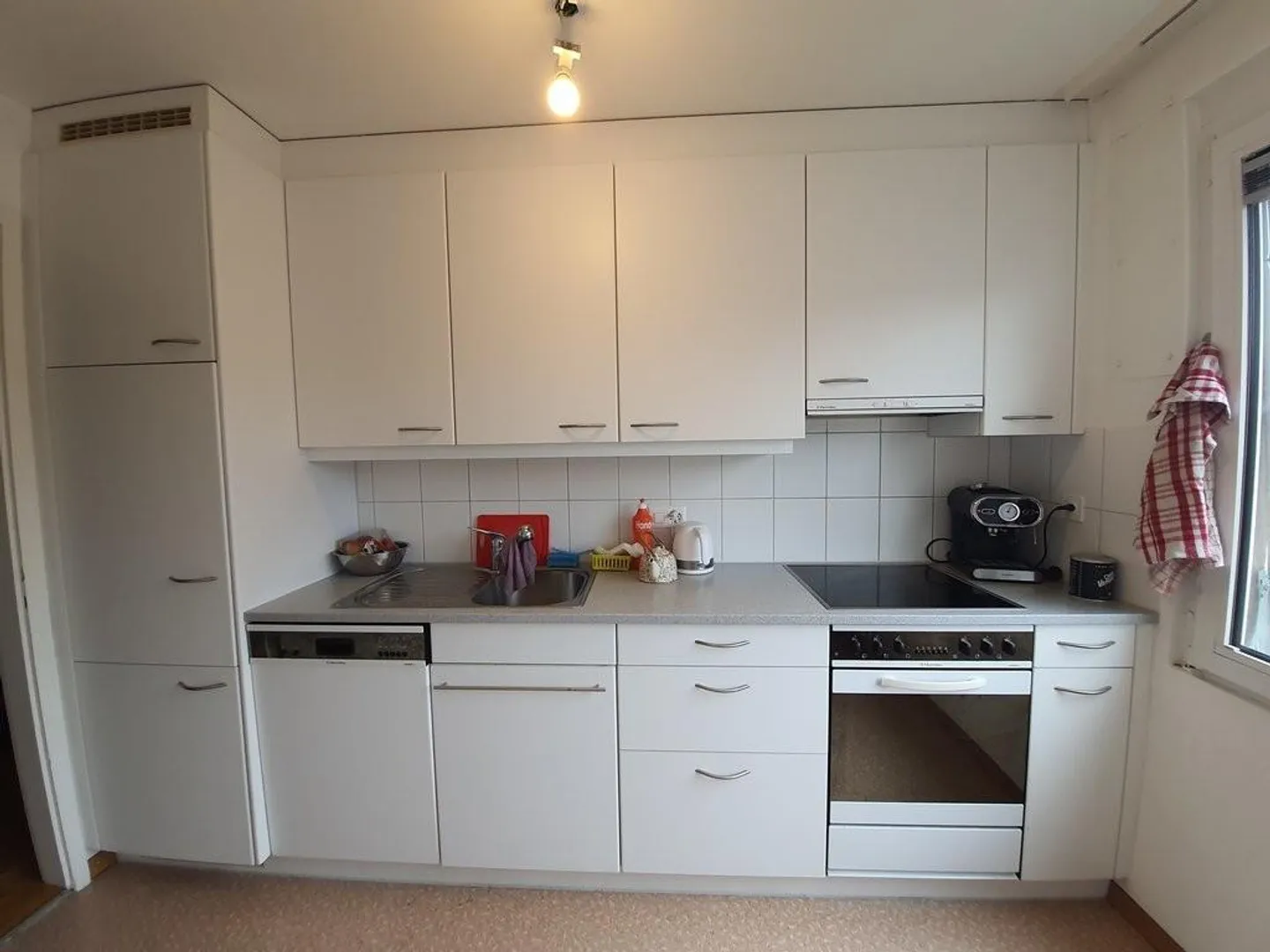 Appartement charmant et central de 4 1/2 pièces à louer - Photo 2 sur 12