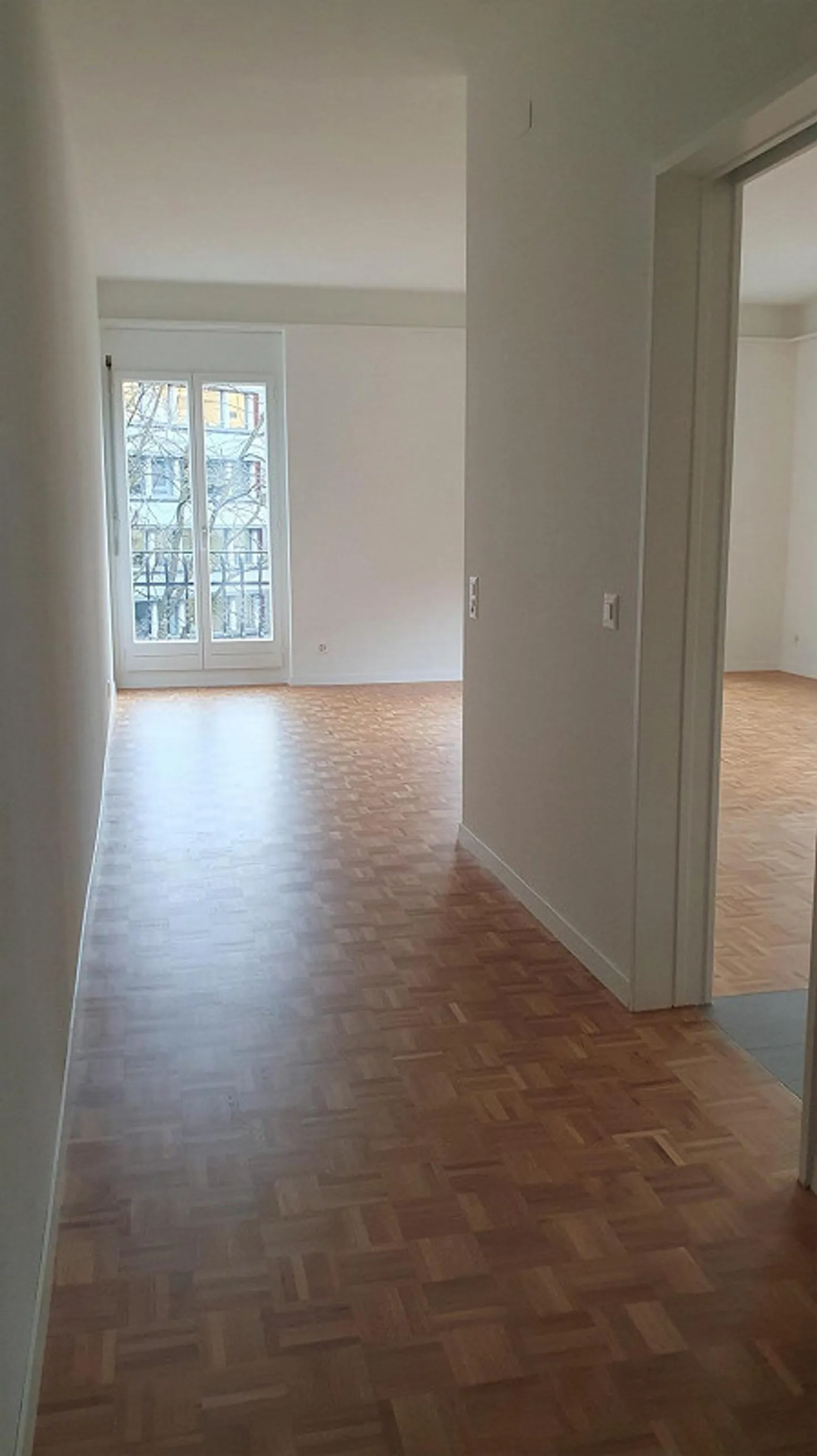 2.5 Room Apartment in Zurich - Photo 5 of 8