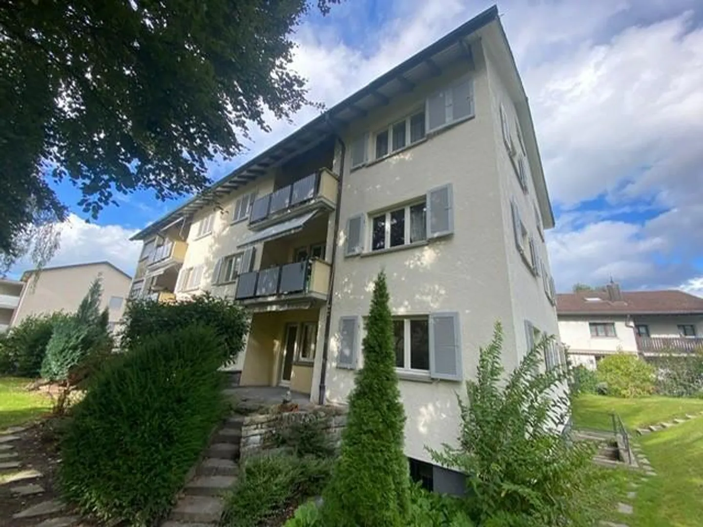 4.5 Room Apartment - Photo 1 of 11