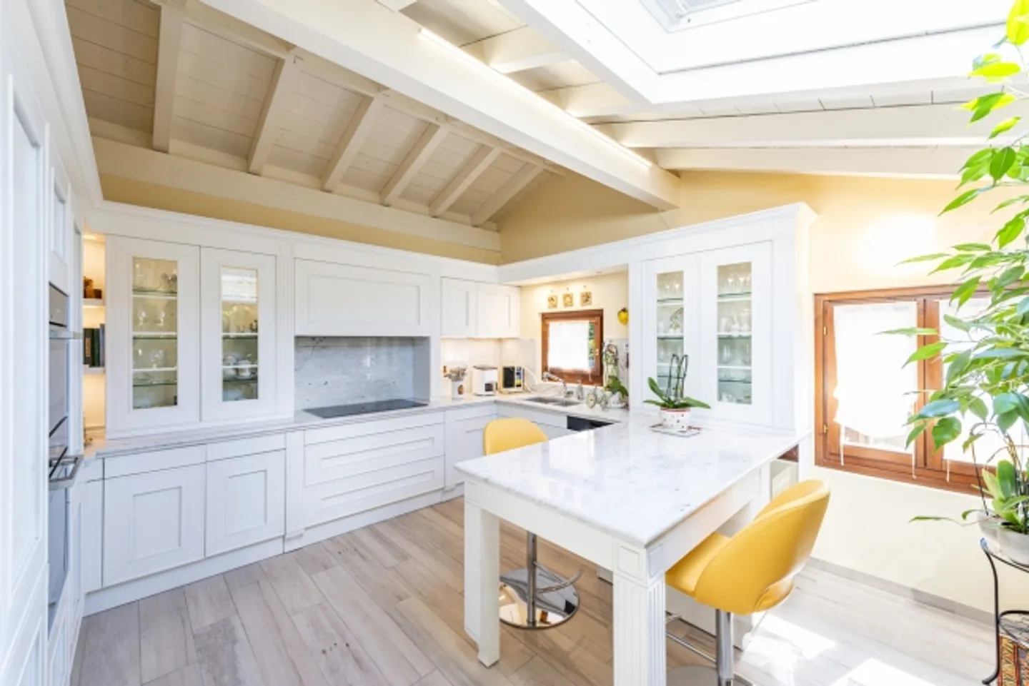 «5.5 Room attic apartment» - Photo 6 sur 14