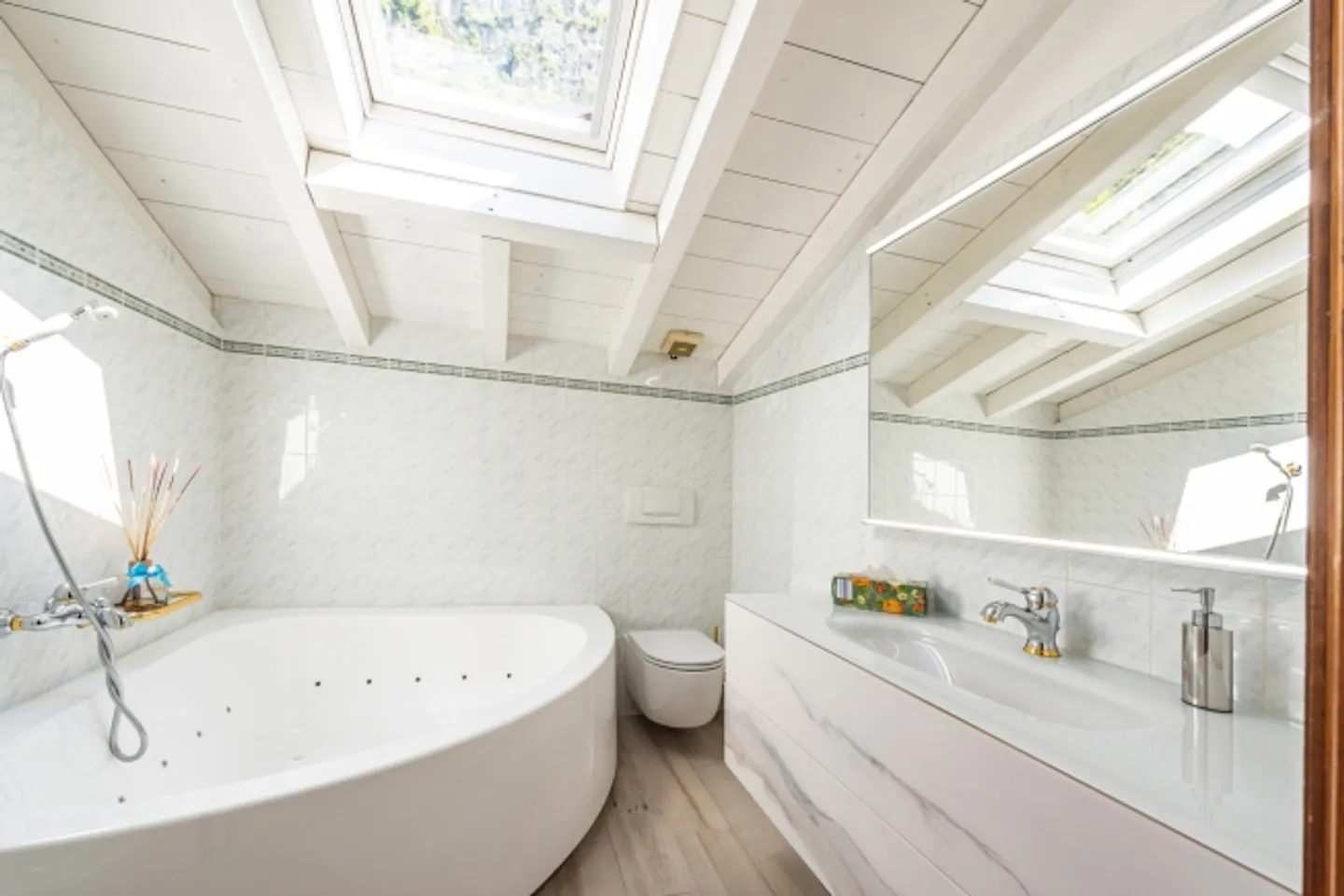 «5.5 Room attic apartment» - Photo 11 sur 14