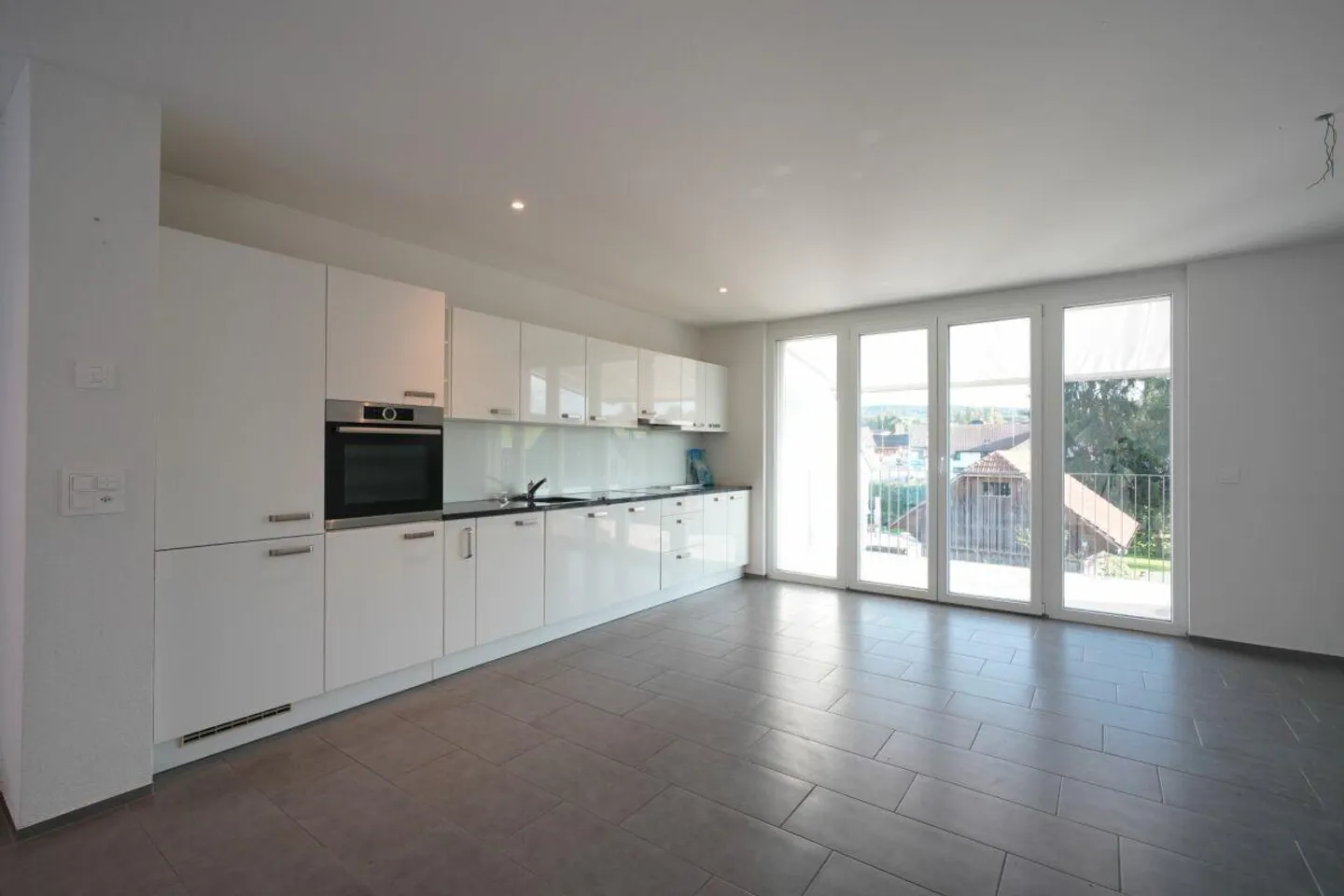 Modern Living - 4.5-Room Apartment with Arbor Entrance Copy - Photo 1 of 6