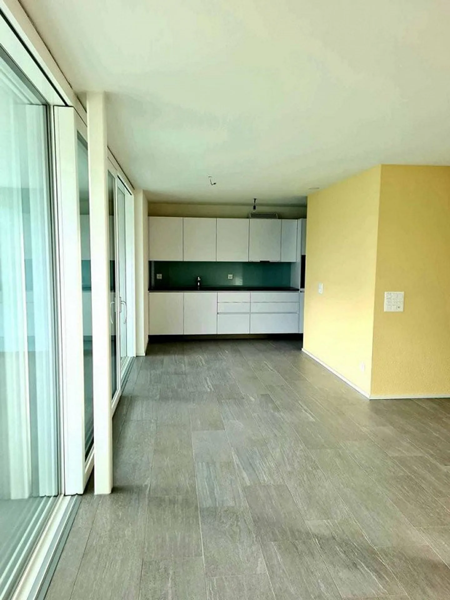 Grosszügig und komfortabel - Foto 2 von 11