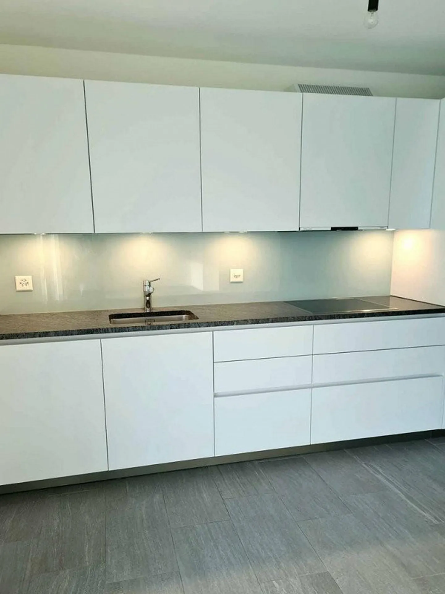 Grosszügig und komfortabel - Foto 4 von 11