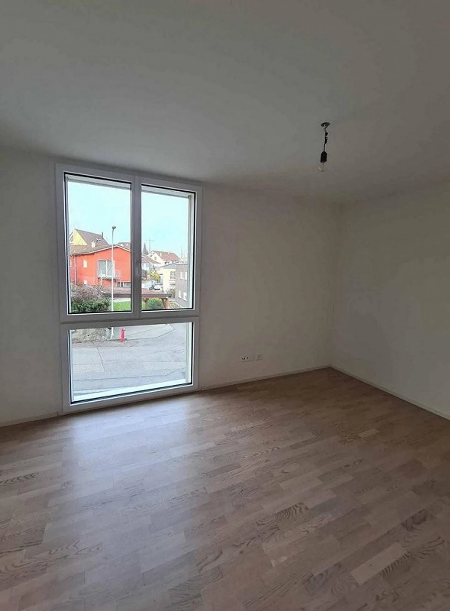 Grosszügig und komfortabel - Foto 5 von 11