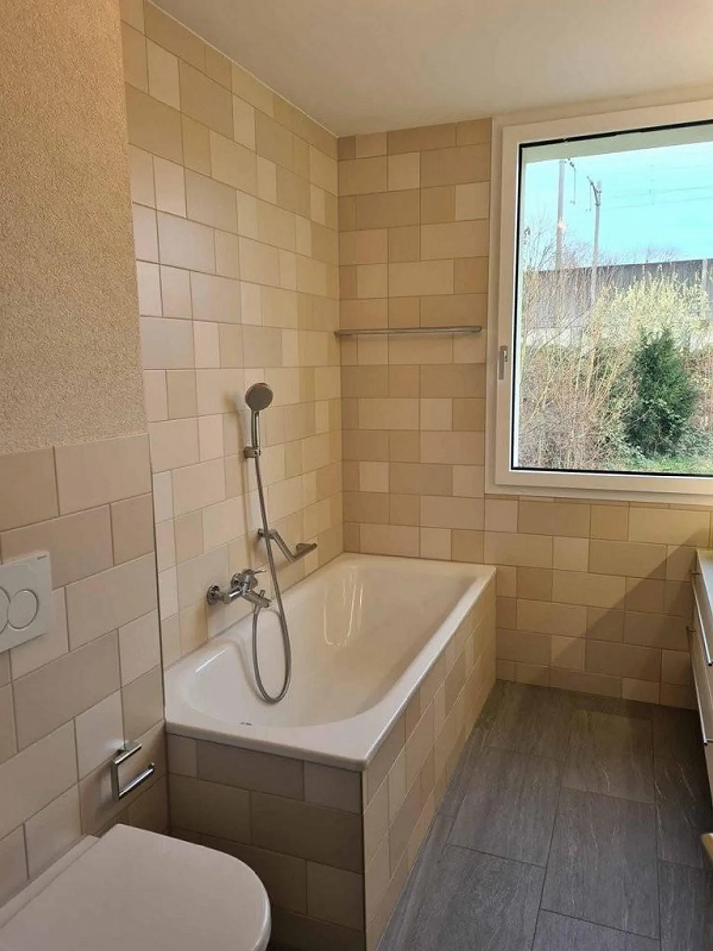 Grosszügig und komfortabel - Foto 8 von 11