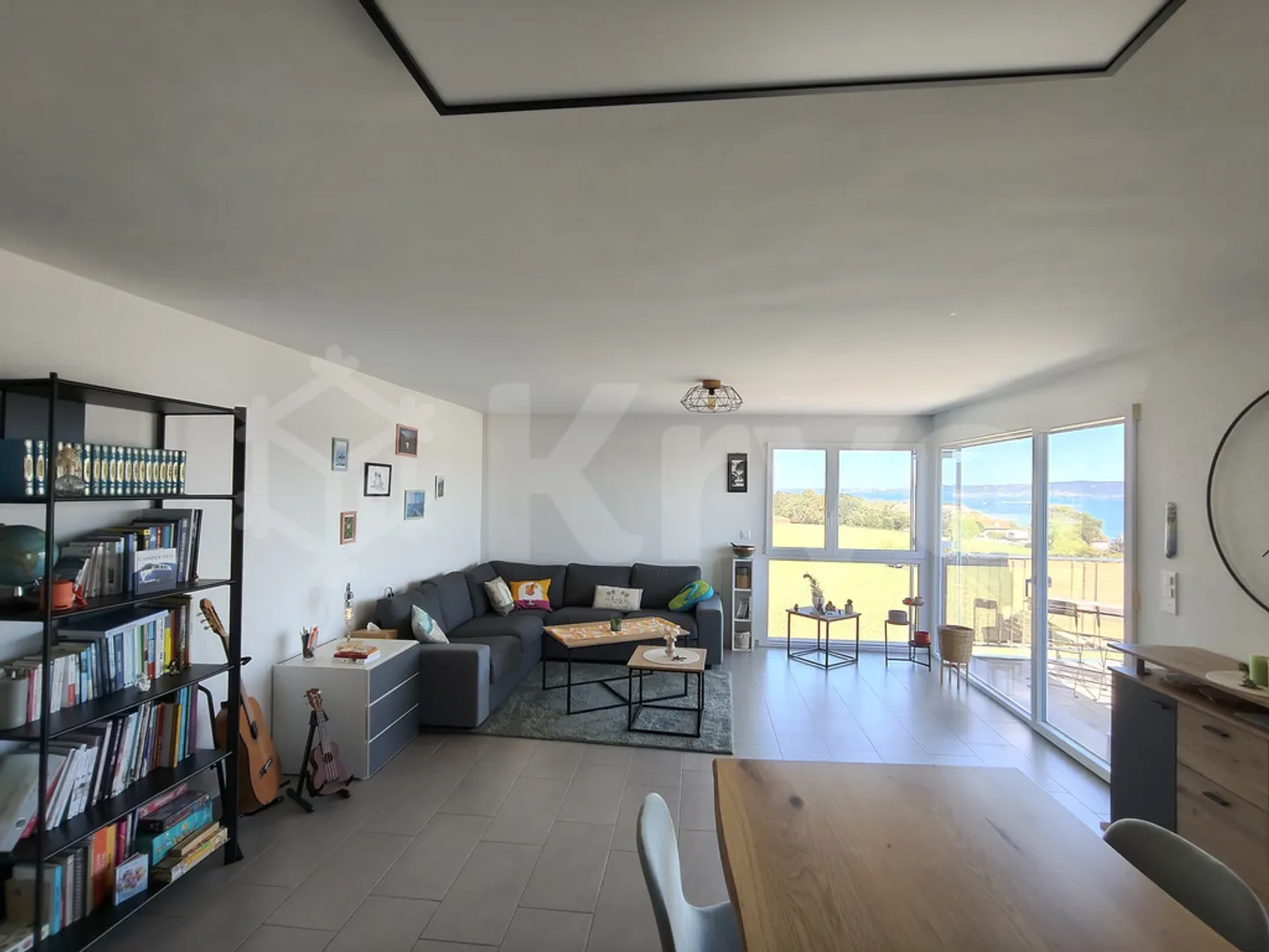 FIEZ 6A, appartamento di 3.5 locali in una zona tranquilla e verde - Foto 1 di 7