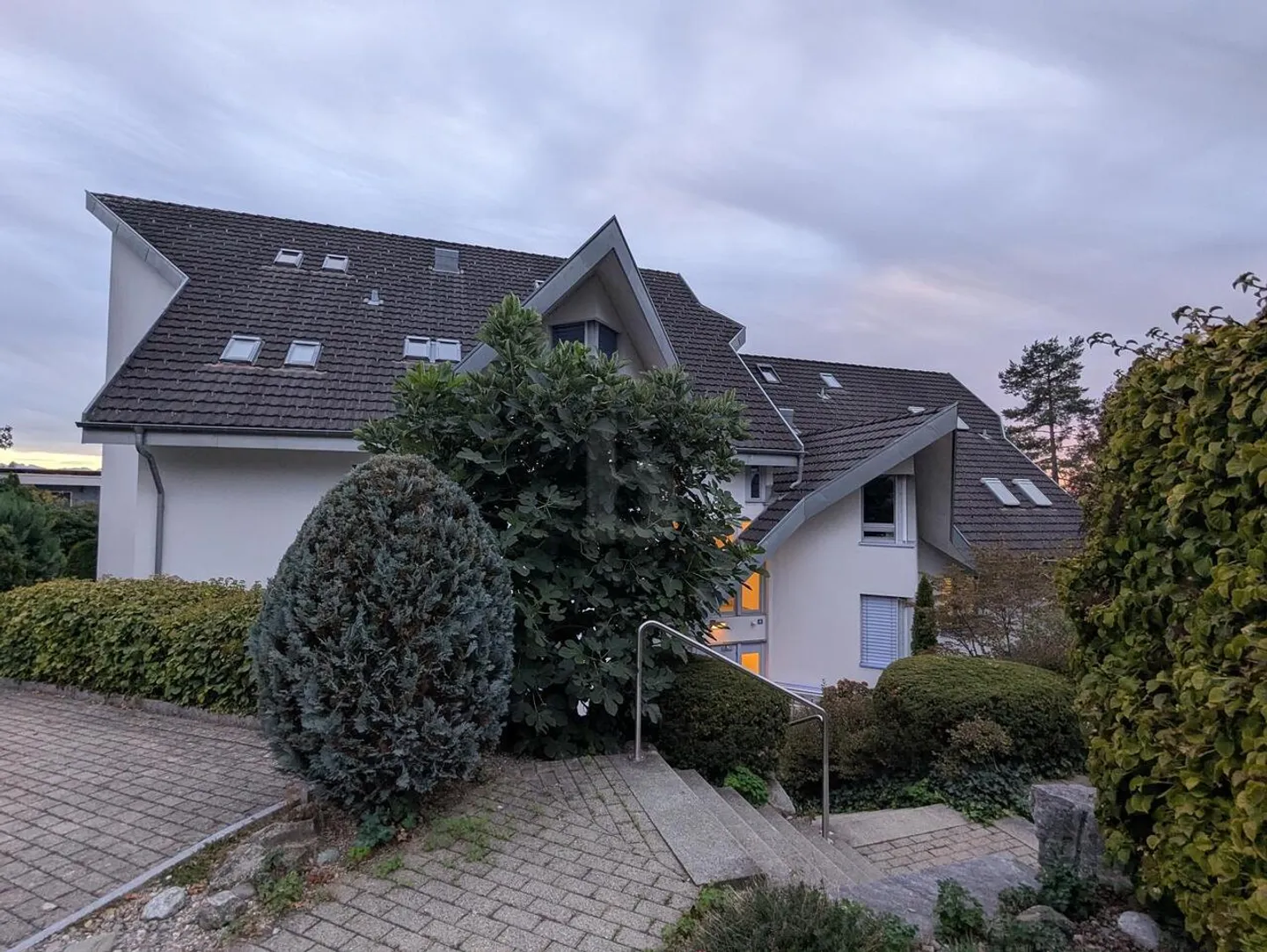 Geräumige Wohnung mit Alpenblick - Foto 1 von 6