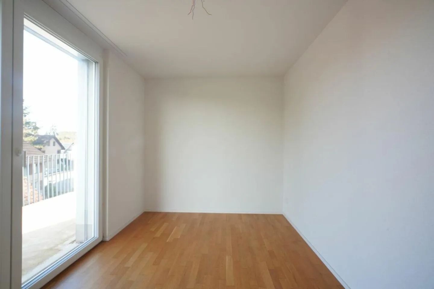 Modern Living - 4.5-Room Apartment with Arbor Entrance Copy - Photo 4 of 6