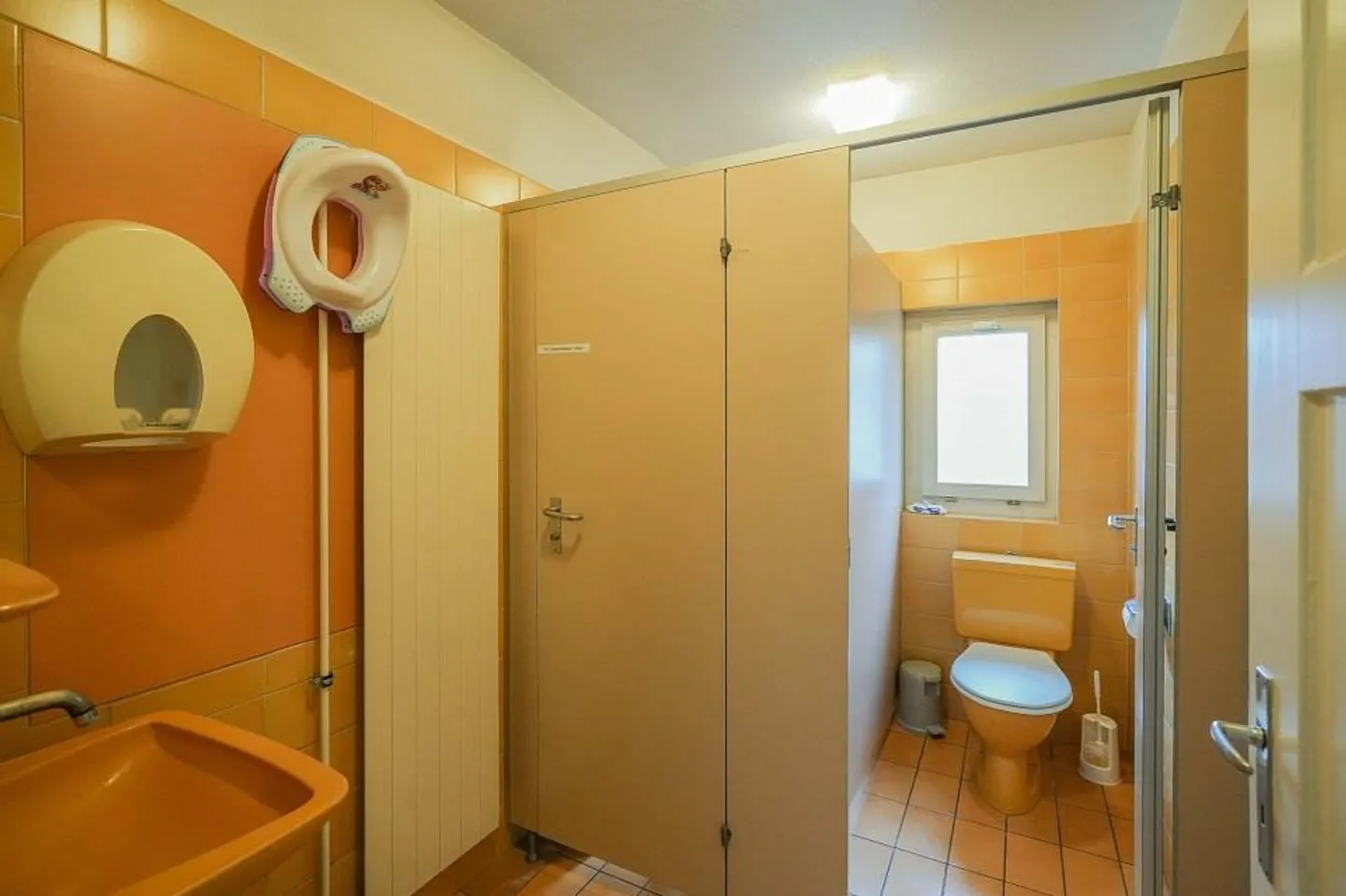 Uffici rappresentativi in una posizione ben accessibile - Foto 10 di 13