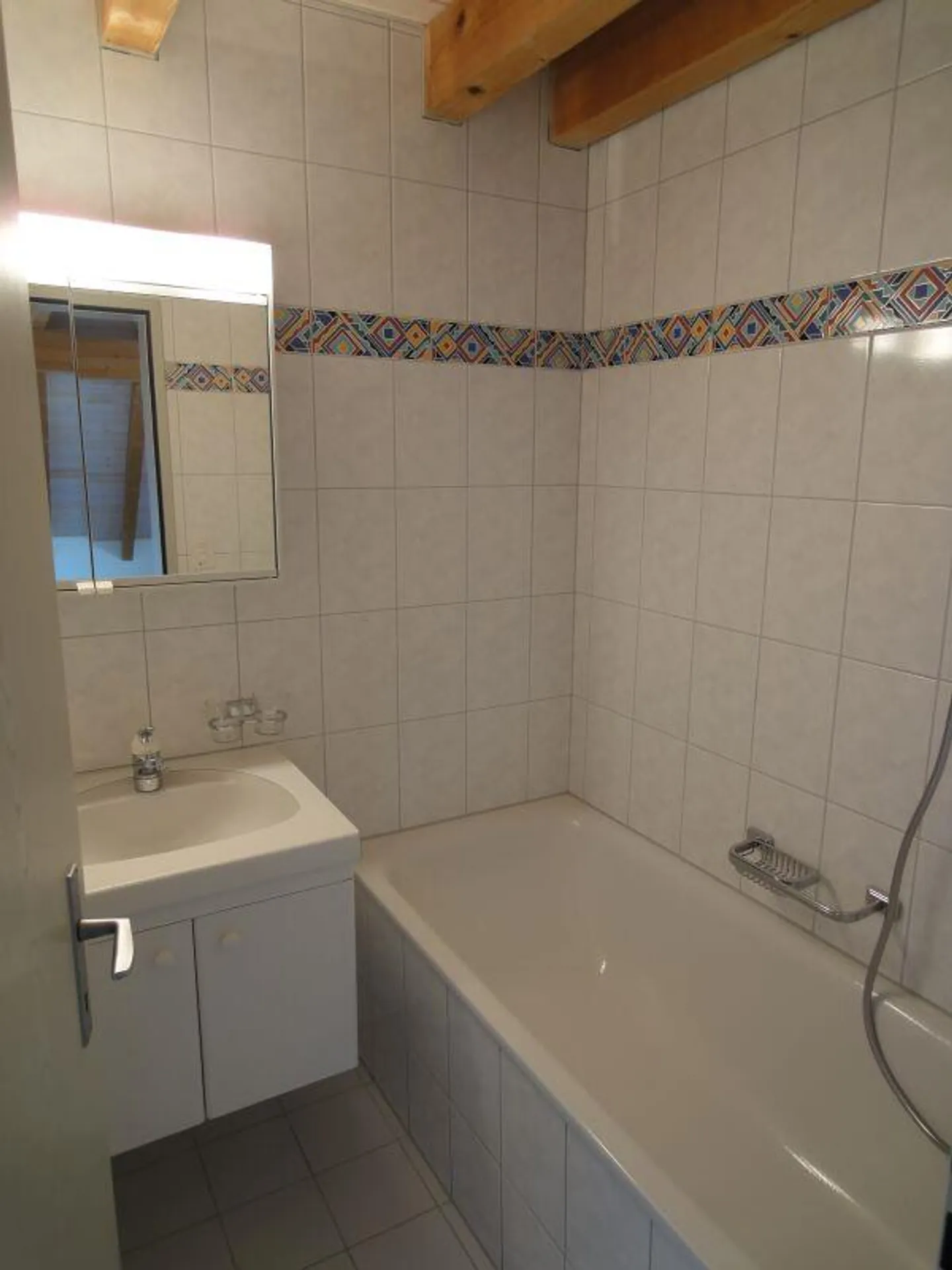 Dachwohnung mit Galerie und Cheminée - Foto 2 von 6