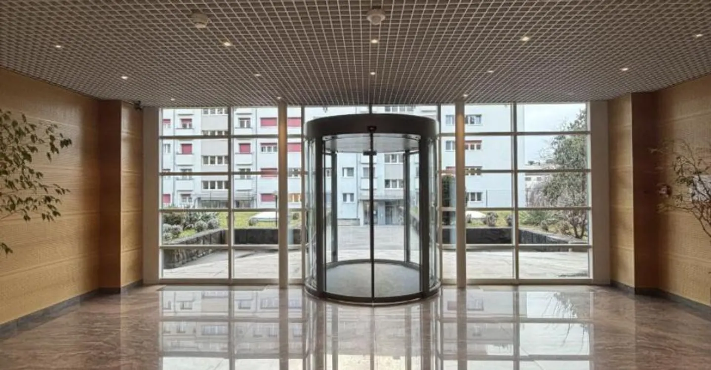 Hochwertige Büros von 202m² im Herzen von Lausanne! - Foto 6 von 8