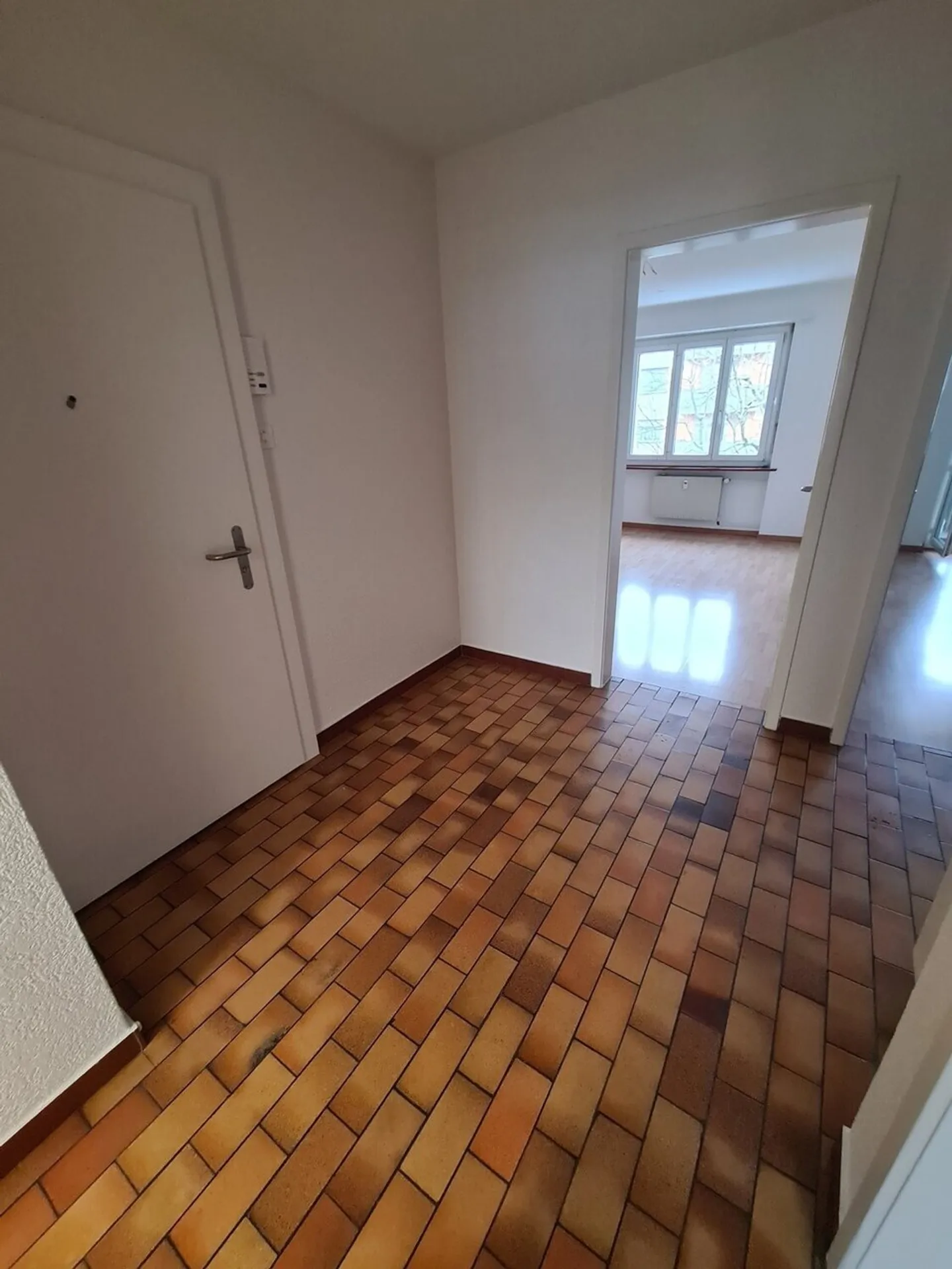 Appartamento 3.5 locali al 2° piano con balcone - Foto 6 di 10