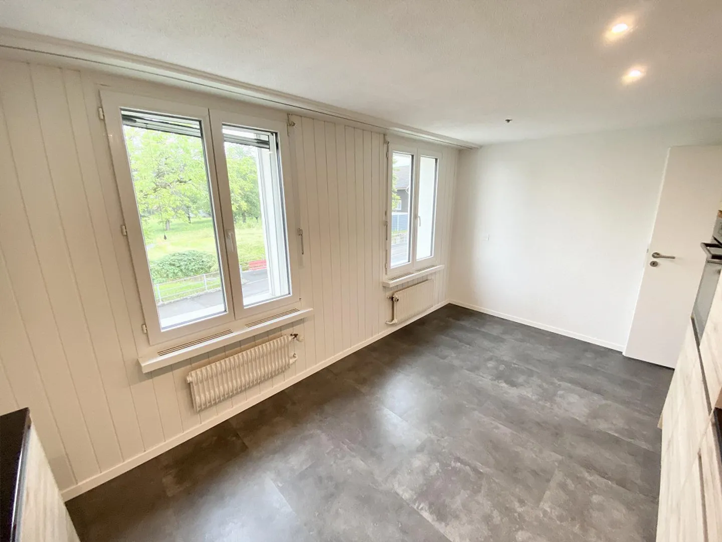 Appartement confortable de 4½ pièces dans une maison de 3 familles bien entretenue - Photo 5 sur 17