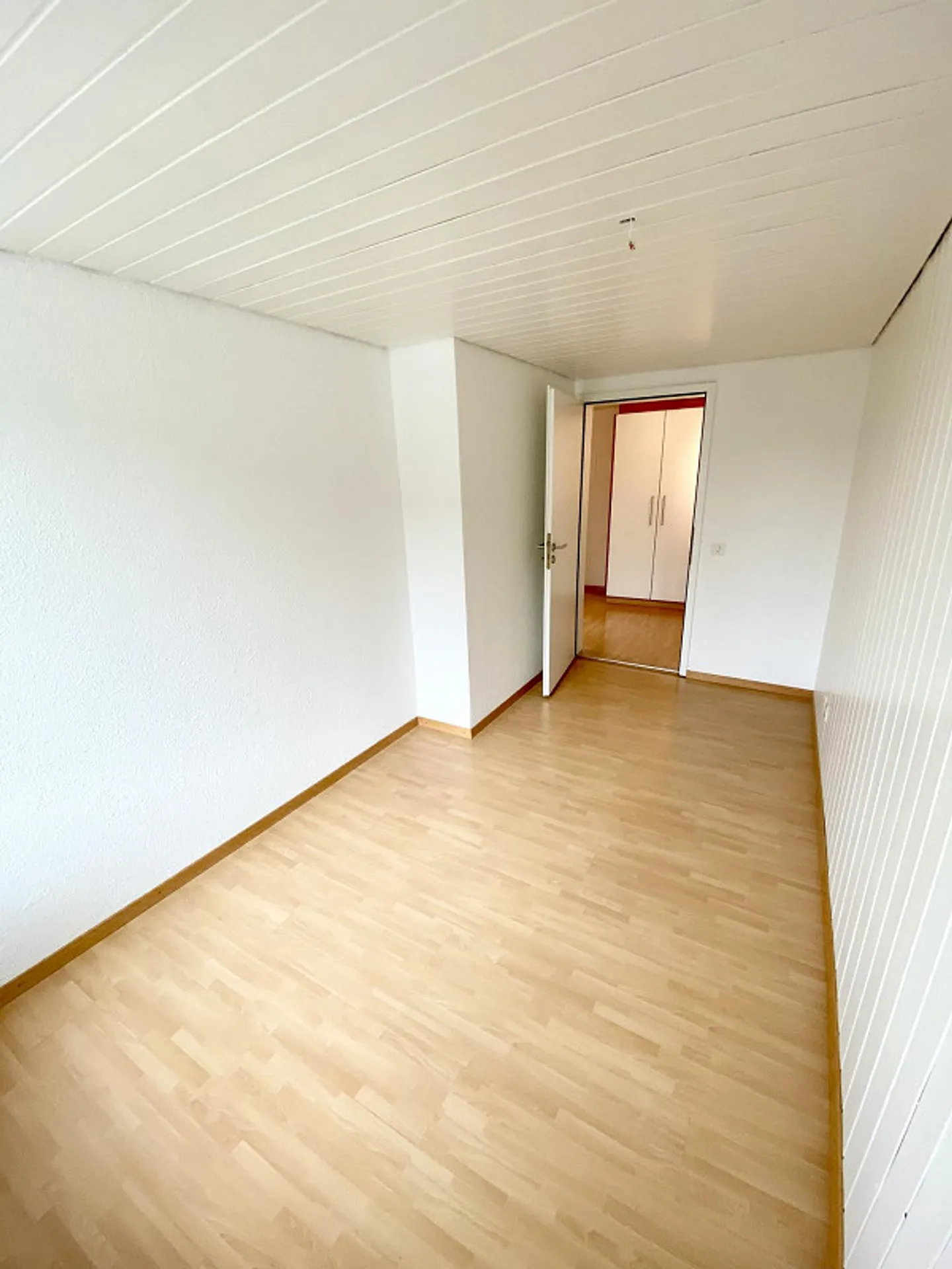 Appartement confortable de 4½ pièces dans une maison de 3 familles bien entretenue - Photo 9 sur 17