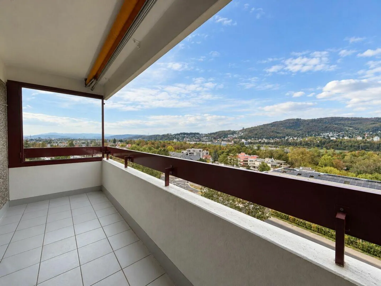 Appartamento 3.5 locali con vista panoramica - Foto 8 di 9