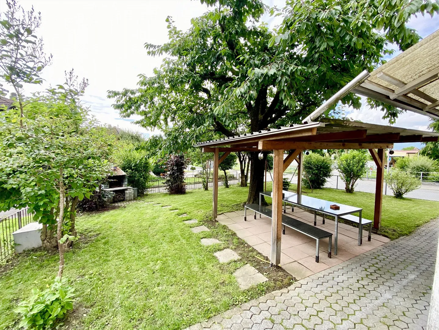 Appartement confortable de 4½ pièces dans une maison de 3 familles bien entretenue - Photo 17 sur 17