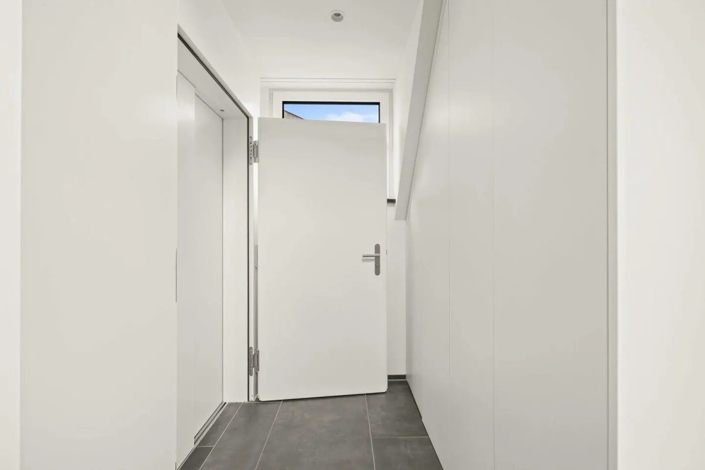 Vie moderne sur deux niveaux - Appartement en maisonette élégant à Allschwil - Photo 9 sur 13