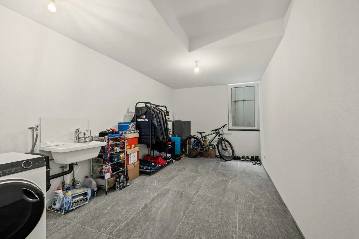 Vie moderne sur deux niveaux - Appartement en maisonette élégant à Allschwil - Photo 12 sur 13