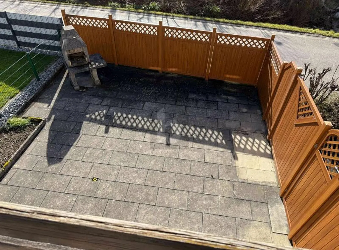 SPAZIOSO, ACCOGLIENTE E CON UN GRANDE SPAZIO ESTERNO - Foto 3 di 4