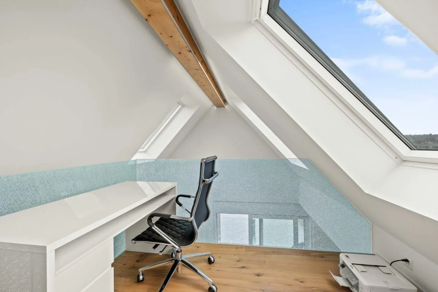 Vie moderne sur deux niveaux - Appartement en maisonette élégant à Allschwil - Photo 11 sur 13