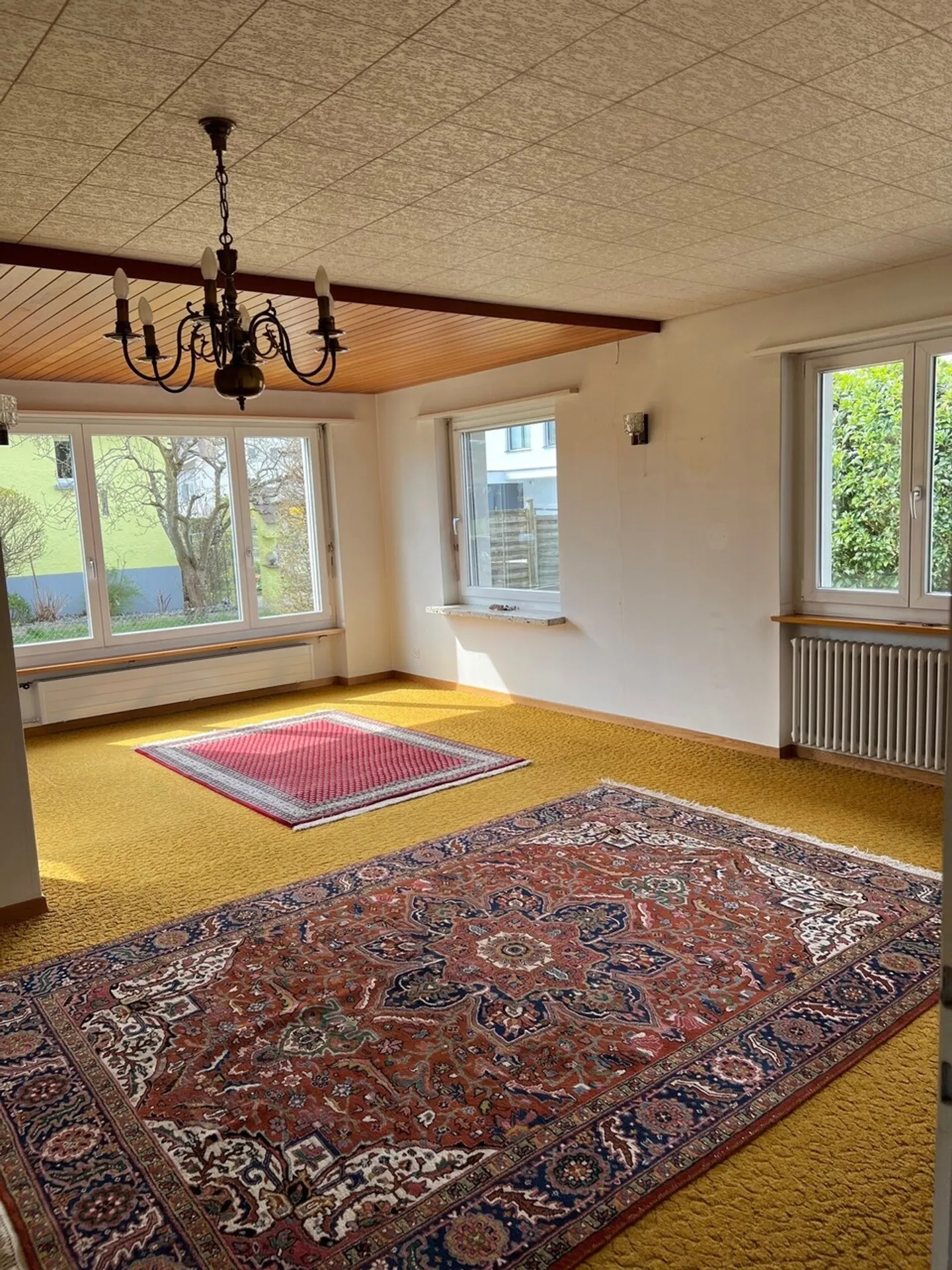 Zuhause ist dort, wo man sich wohlfühlt
Freistehendes EFH in Staufen - Foto 2 von 9