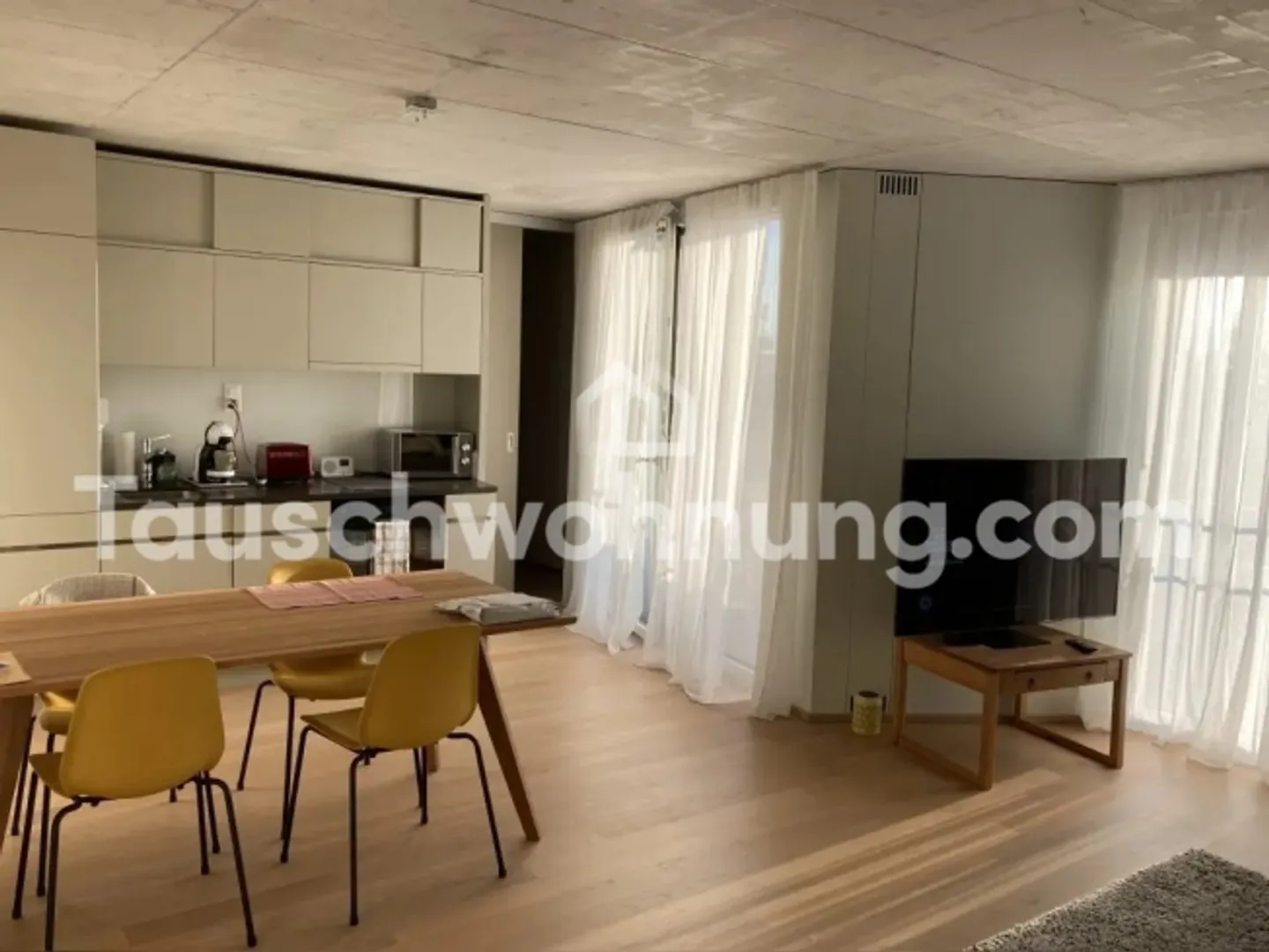 «[APPARTAMENTO IN SCAMBIO] Scambio appartamento con 2 stanze nel distretto 8 per Albisrieden Altstetten» - Foto 1 di 7
