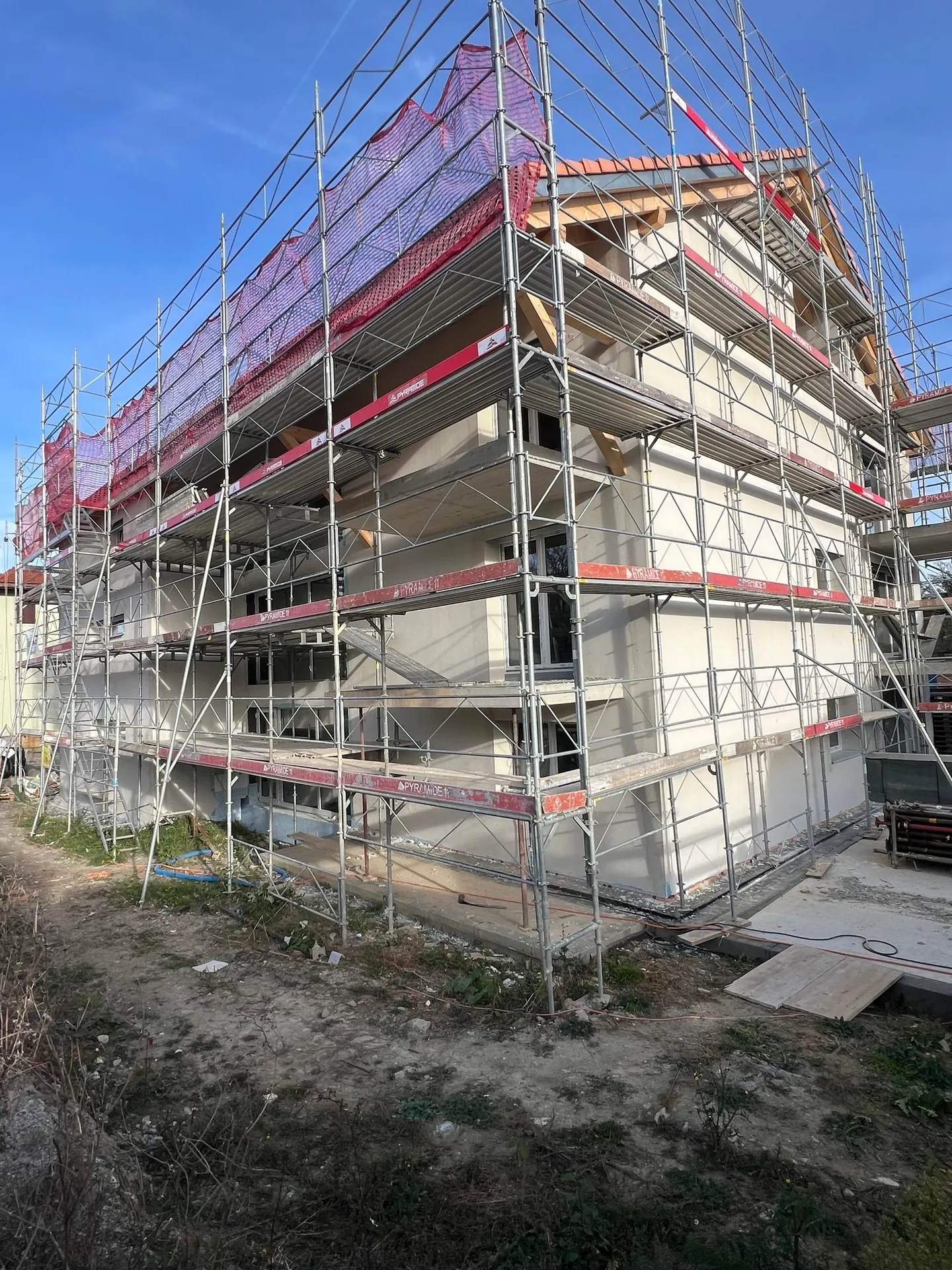 4,5 Zimmer im contemporary Doppelhaus – Chavannes-les-Forts - Foto 1 von 12