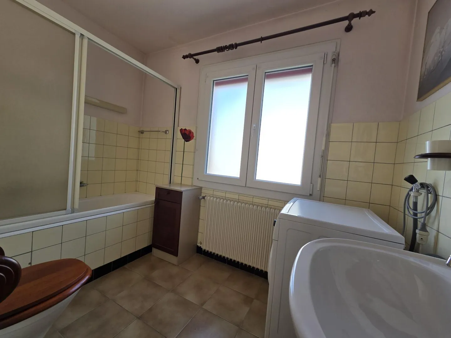 Appartement 4.5 pièces au 1er étage avec garage-box et place de parc - Foto 7 von 7