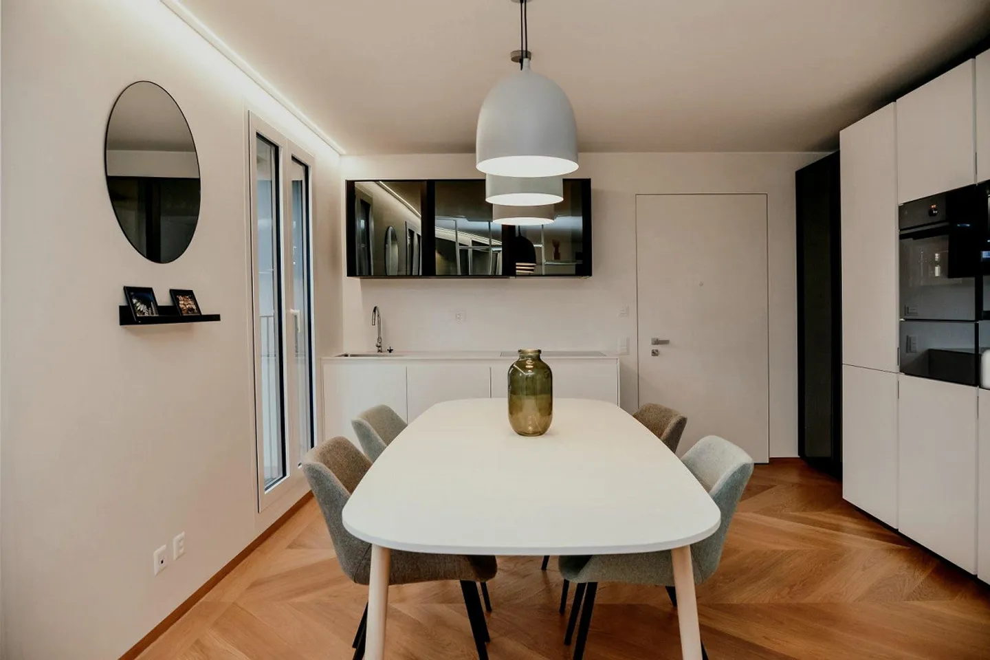 APPARTEMENT FANTASTIQUE DE 3,5 PIÈCES - AVEC UNE MAGNIFIQUE VUE SUR LE LAC DE LUGANO - Photo 6 sur 13
