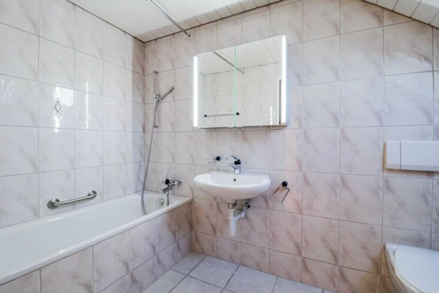 Appartamento affascinante con 3,5 stanze in affitto ad Aarburg - Foto 4 di 6