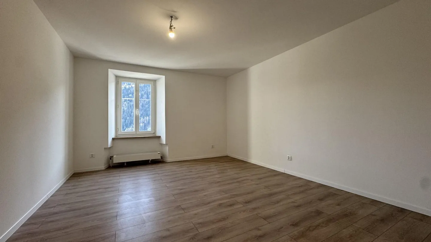 Frisch renovierte 4.5-Zimmerwohnungen mit Panorama in Malix - Foto 5 von 11