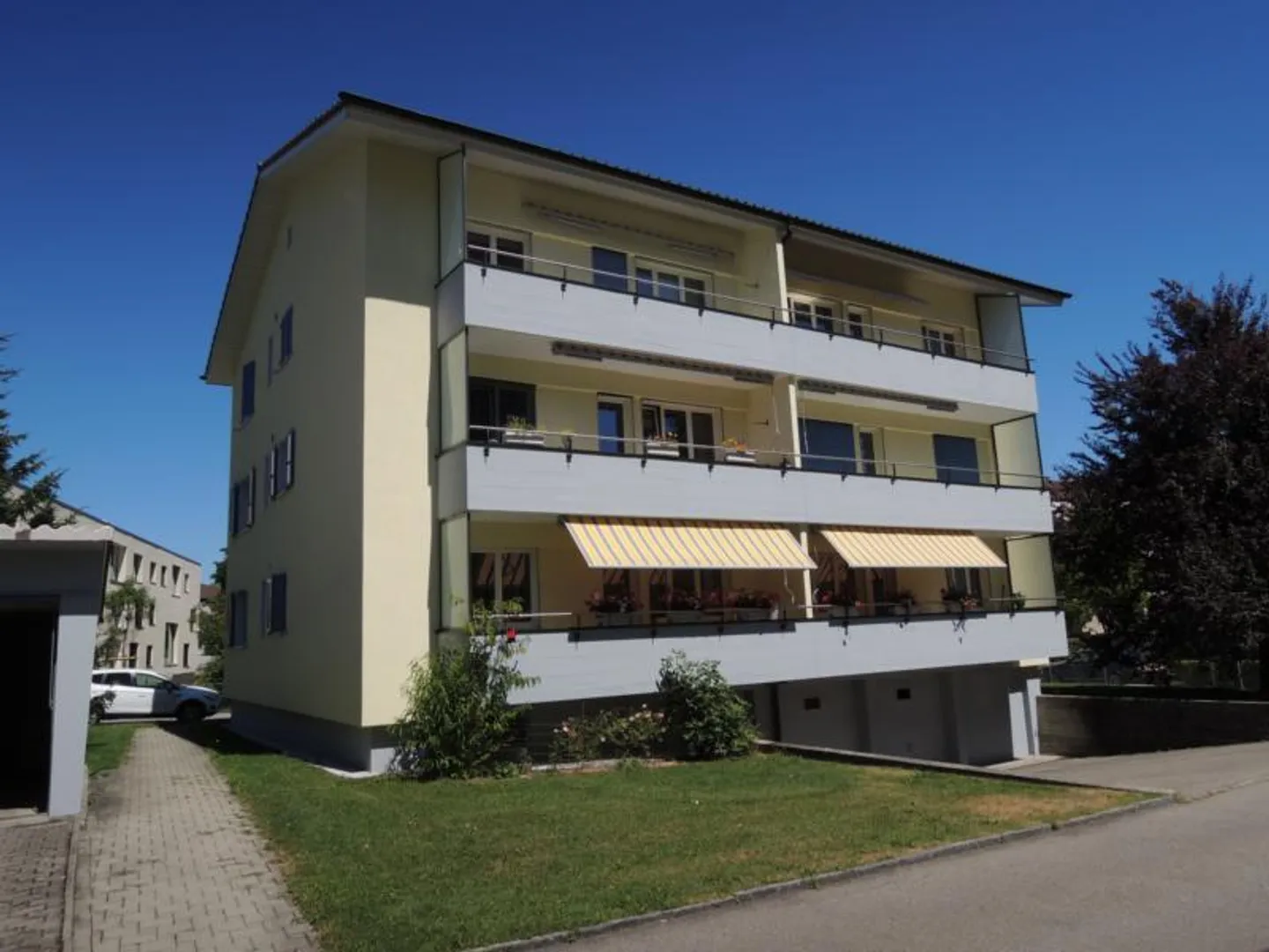 Einzelgarage in Belp - Foto 1 von 1